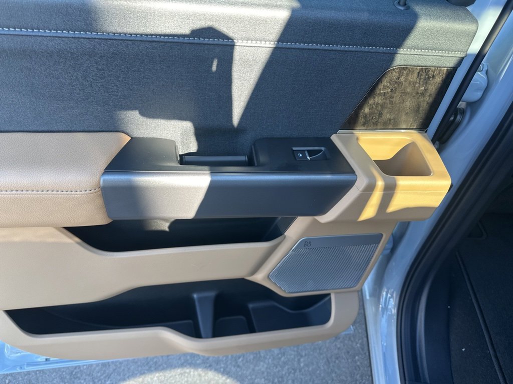 New 2025 Ford F350 Lariat image 25