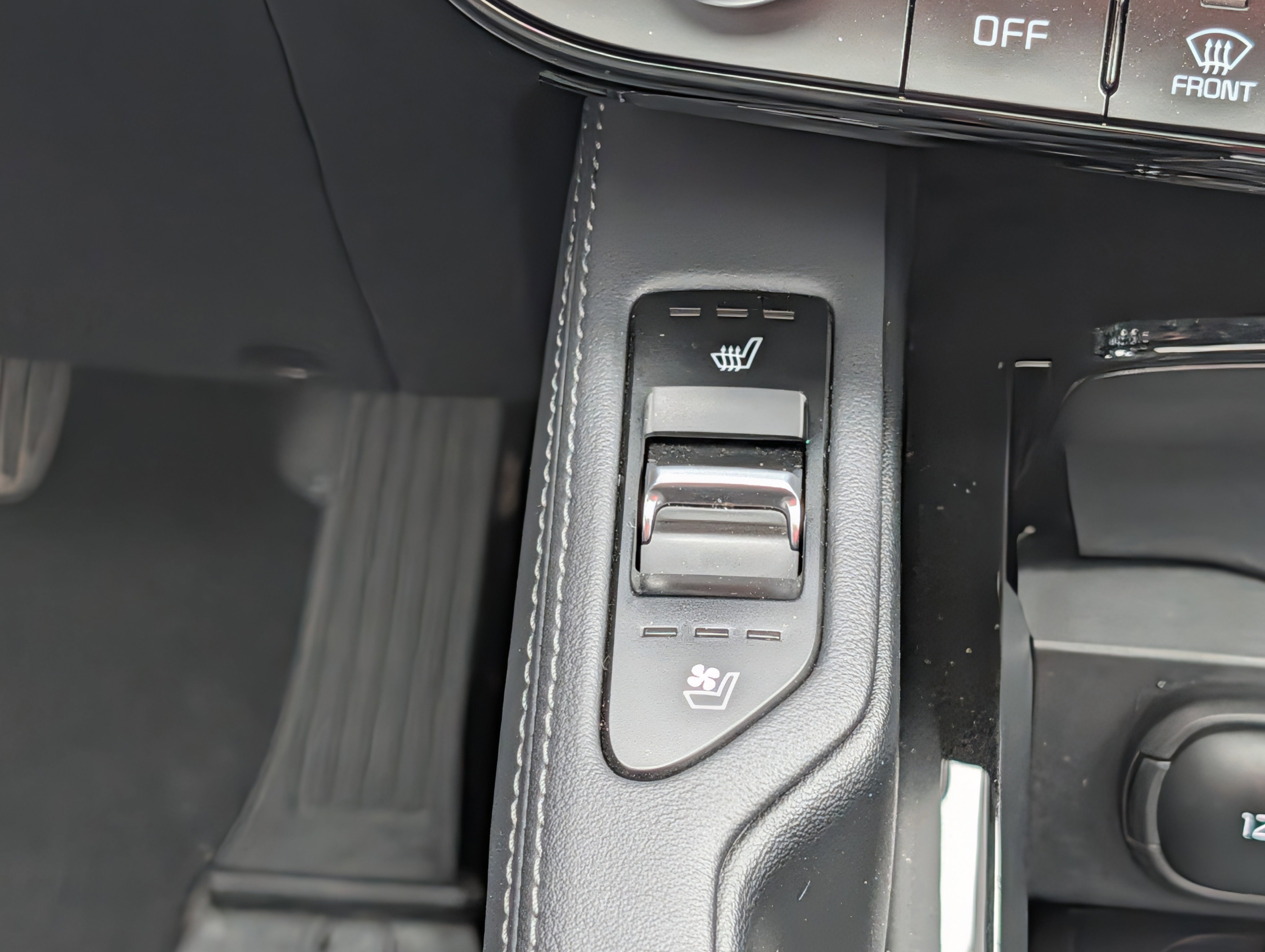 Used 2023 Kia Telluride EX X-Line AWD/4WD image 39