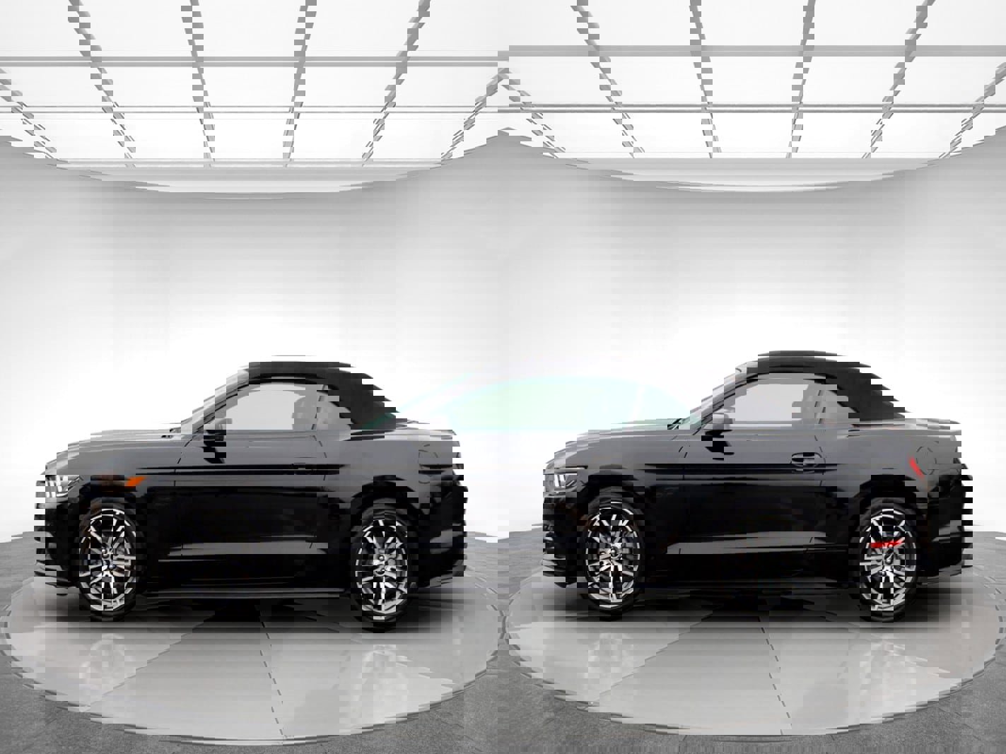 Used 2015 Ford Mustang Premium image 5