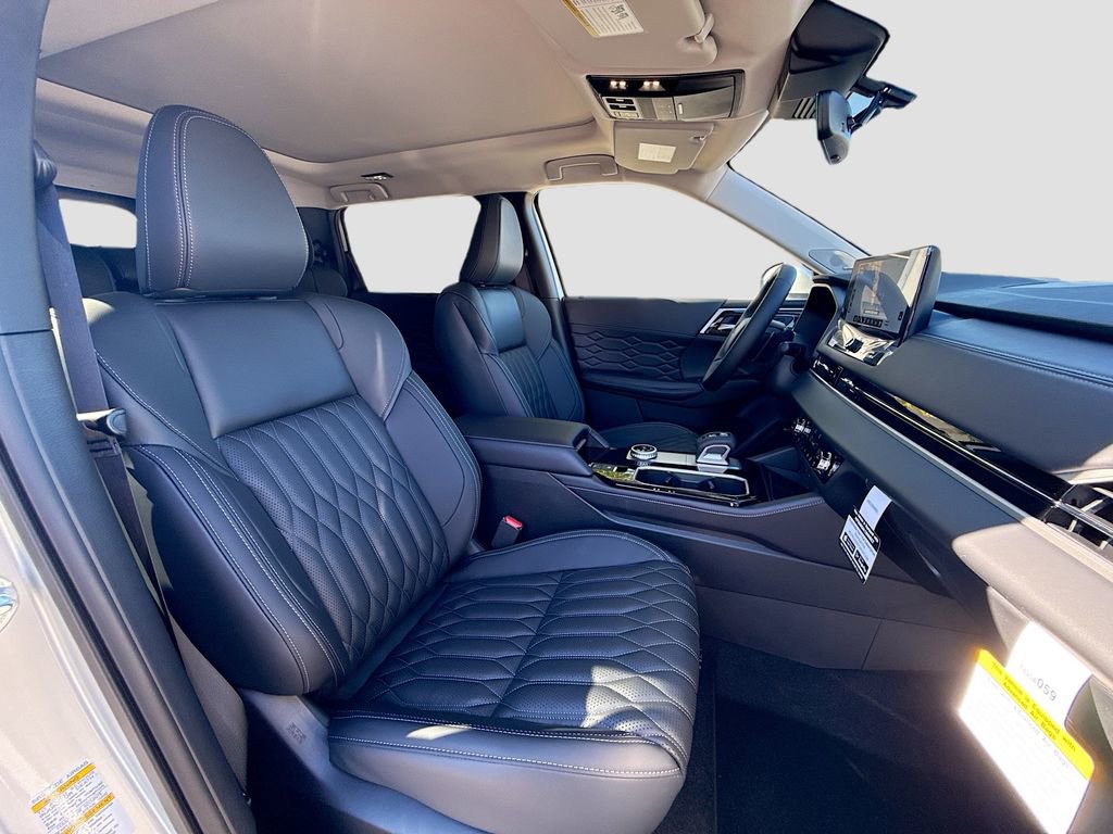 New 2026 Mitsubishi Outlander SEL image 28