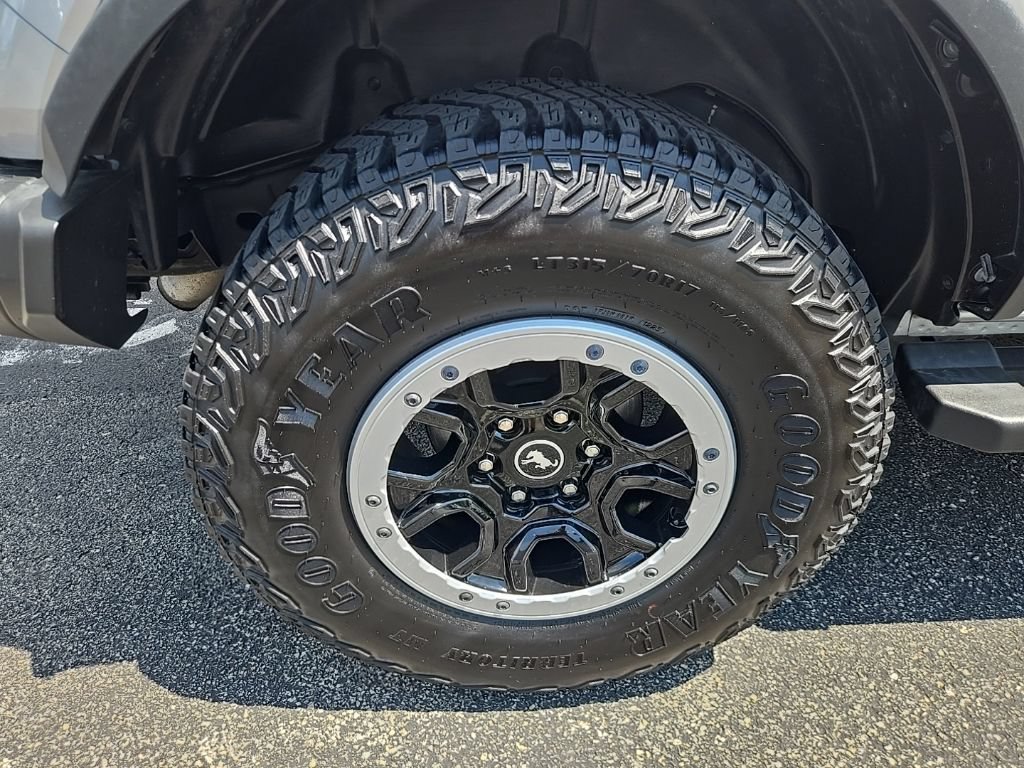 Used 2023 Ford Bronco Badlands w/ Sasquatch Package AWD/4WD image 19