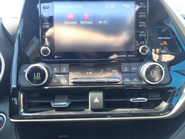 Used 2021 Toyota Highlander XLE FWD image 20