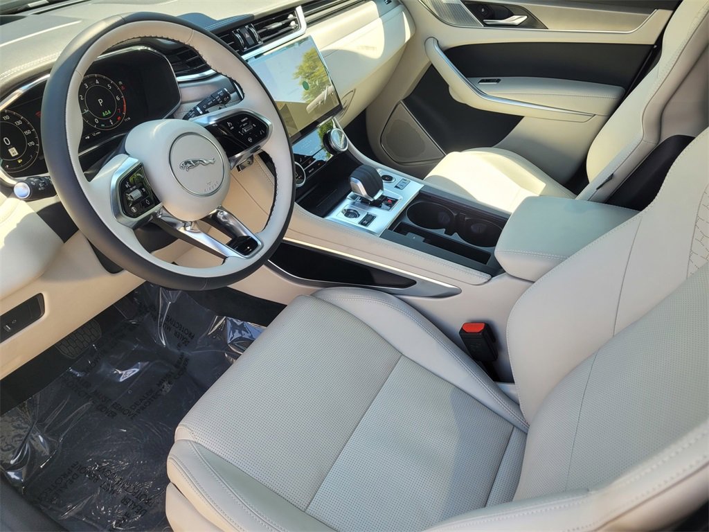 New 2026 Jaguar F-PACE R-Dynamic S image 13