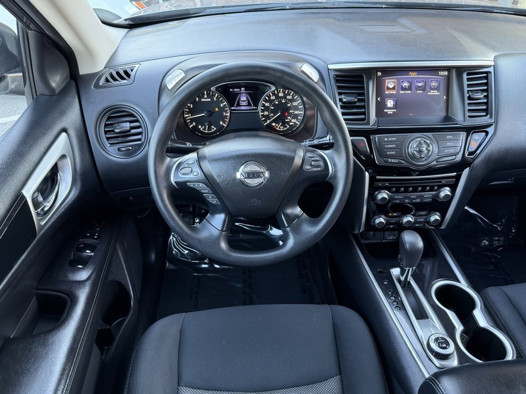 Used 2018 Nissan Pathfinder S image 28
