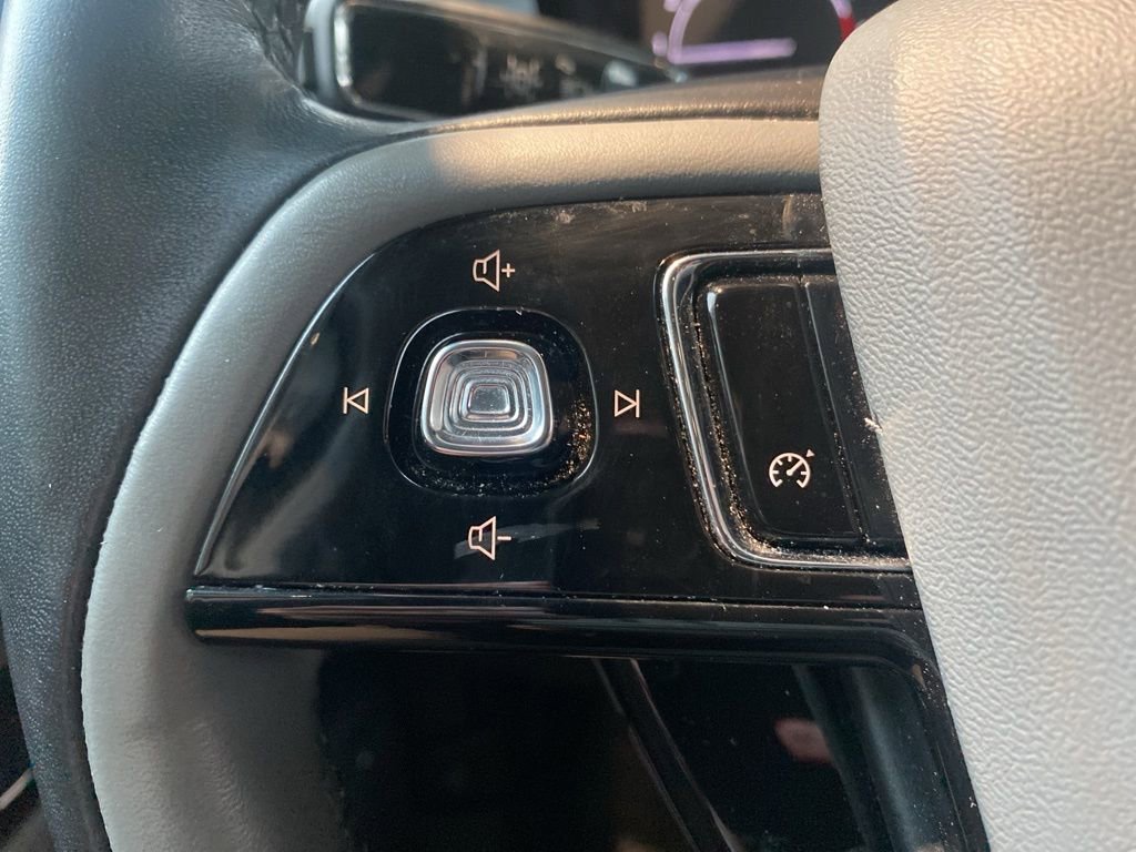 Used 2020 Lincoln Corsair Standard w/ Premium Package image 24