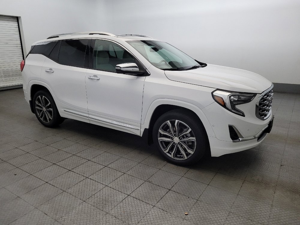 Used 2019 GMC Terrain Denali w/ Advanced Safety Package image 11