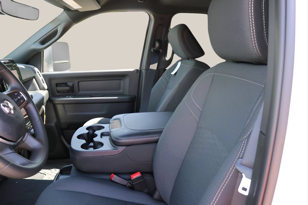 New 2026 RAM 3500 Tradesman AWD/4WD image 12