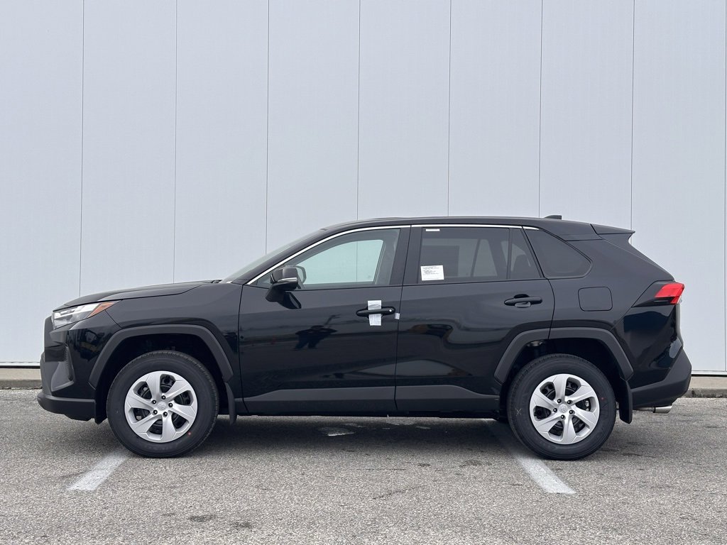 New 2025 Toyota RAV4 LE image 2