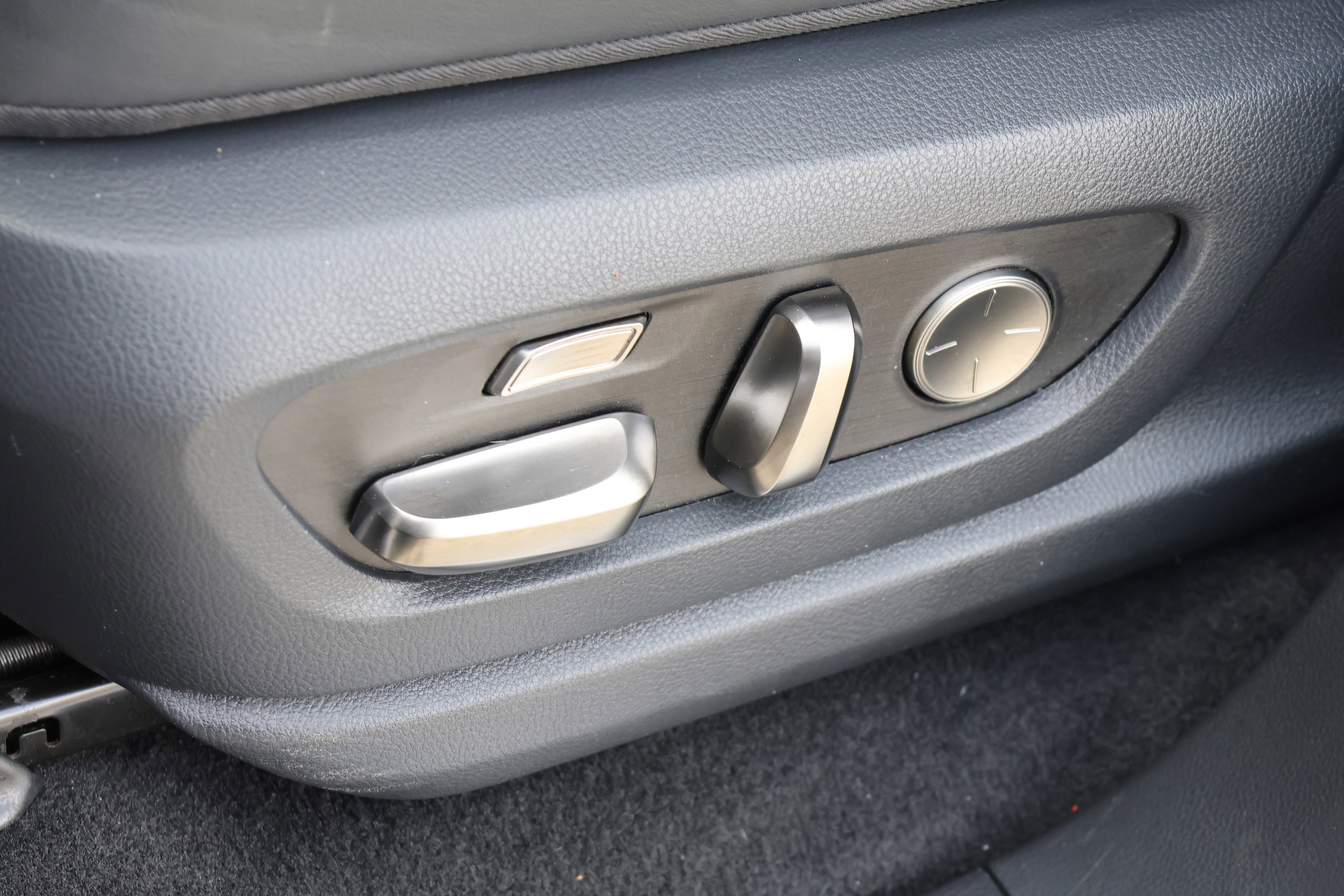 Used 2023 Lexus LX 600 F Sport image 35