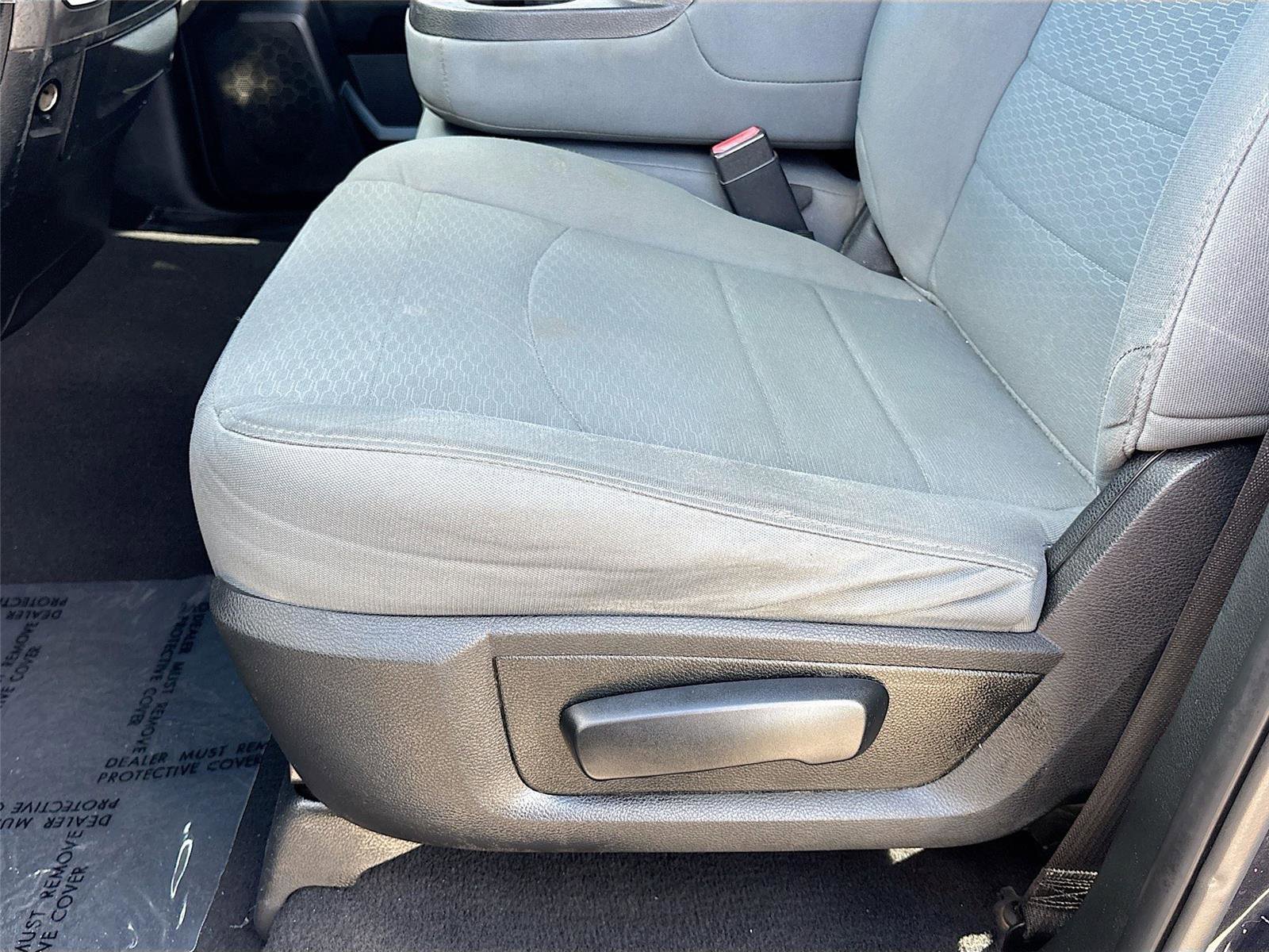 Used 2018 RAM 1500 Express RWD image 18