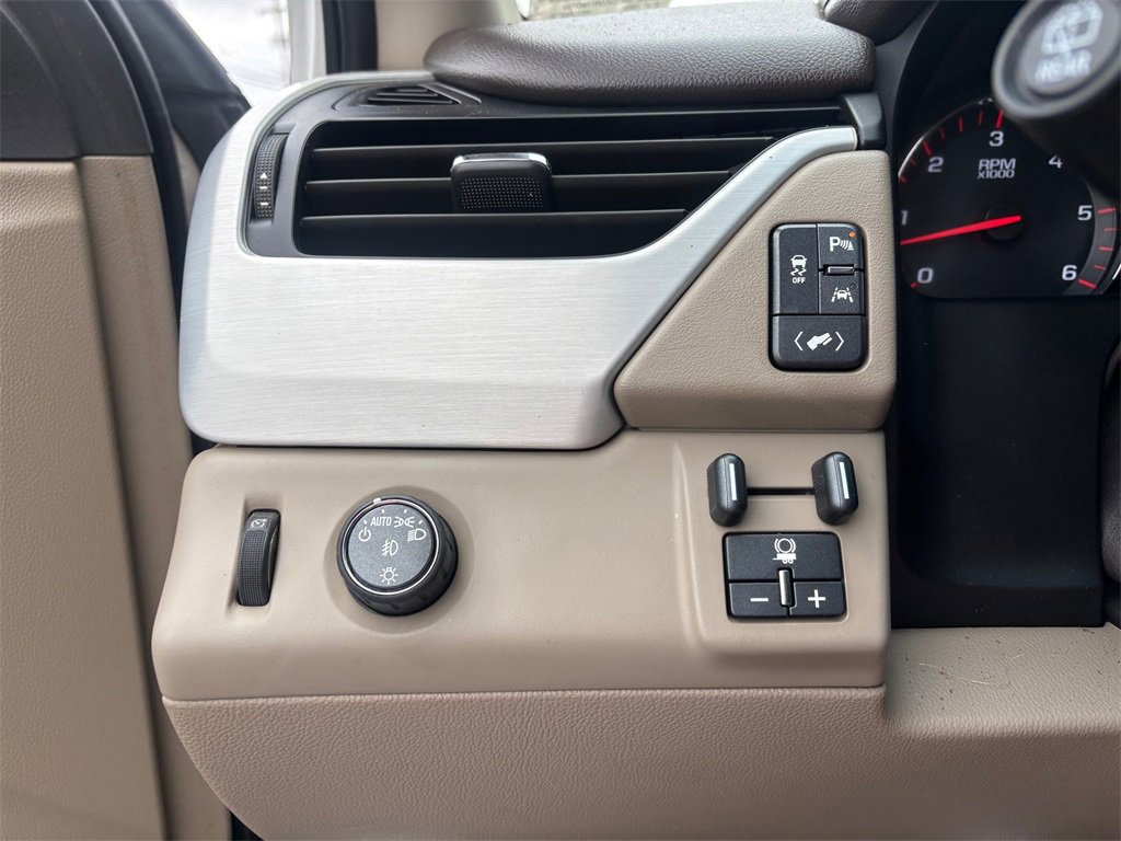 Used 2016 GMC Yukon SLT w/ Open Road Package image 16