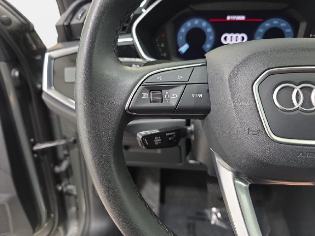 Used 2025 Audi Q3 2.0T Premium AWD/4WD image 17