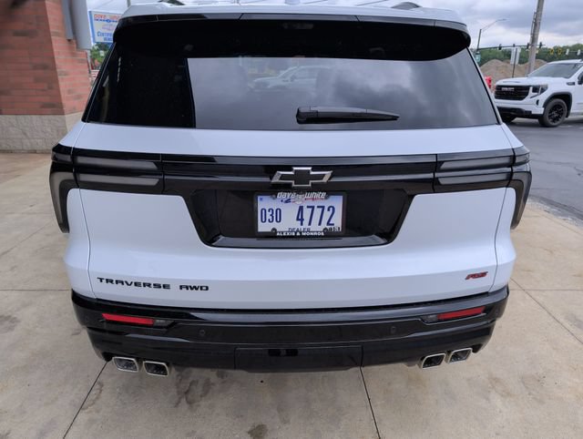 Used 2026 Chevrolet Traverse RS AWD/4WD image 8