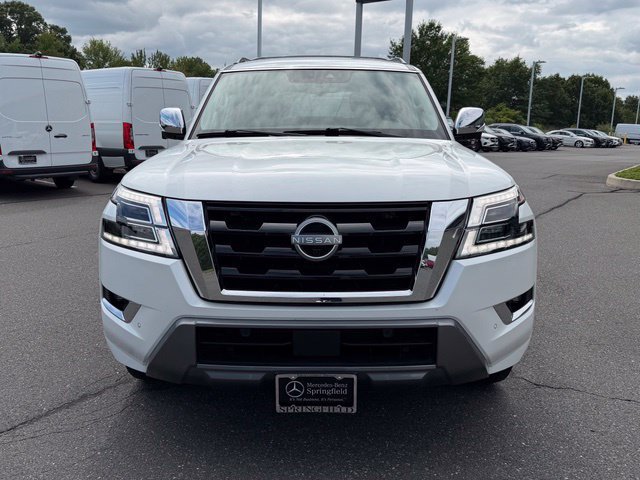 Used 2022 Nissan Armada Platinum w/ Captain's Chairs Package AWD/4WD image 2