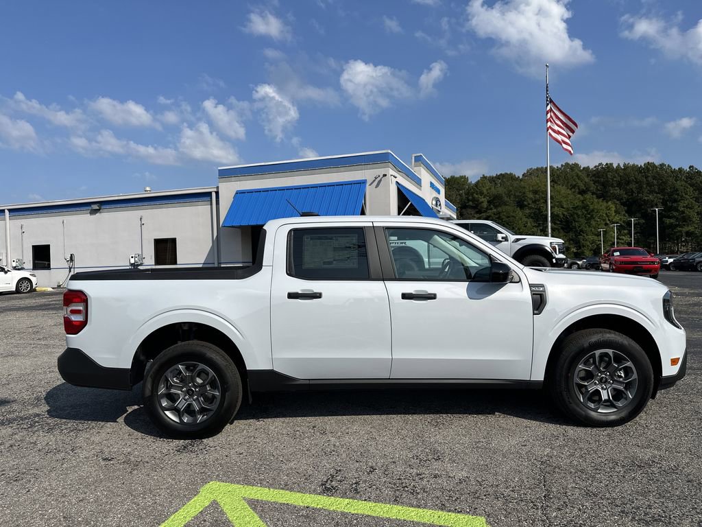 New 2025 Ford Maverick XLT w/ XLT Luxury Package image 2