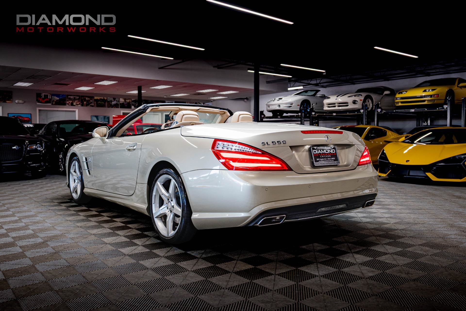 Used 2013 Mercedes-Benz SL 550 image 2