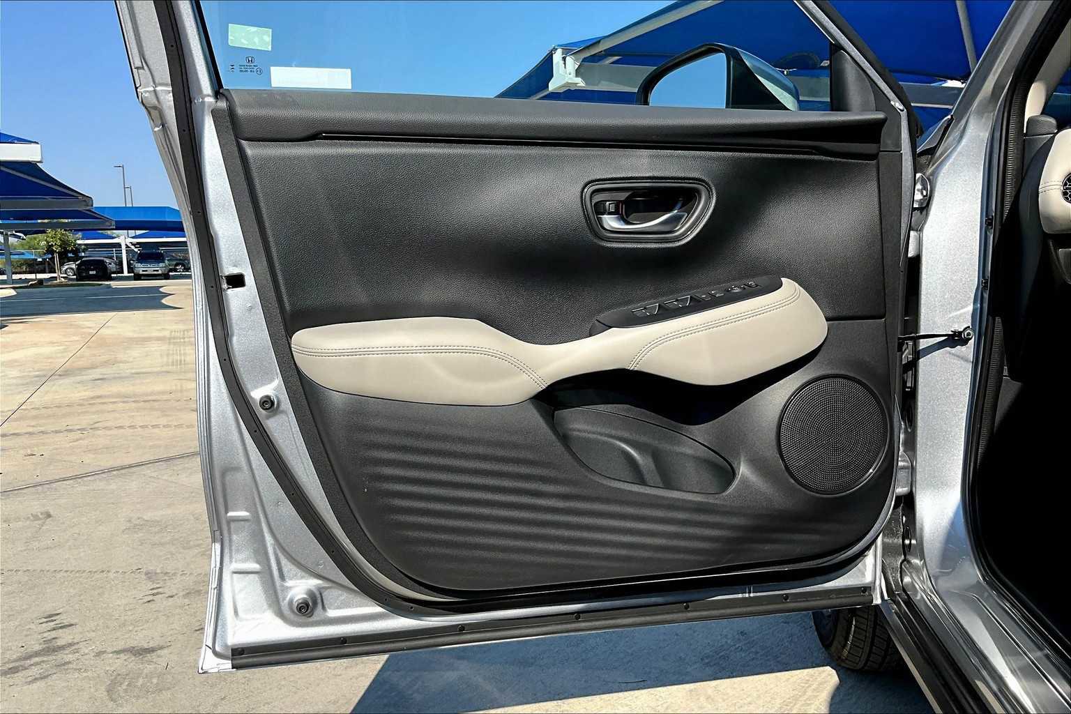 New 2026 Honda HR-V LX image 10