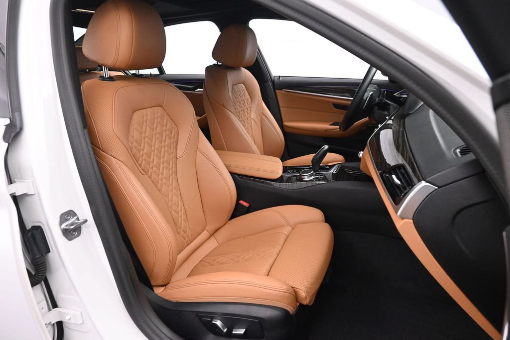 Used 2023 BMW 530i xDrive w/ Premium Package AWD/4WD image 22