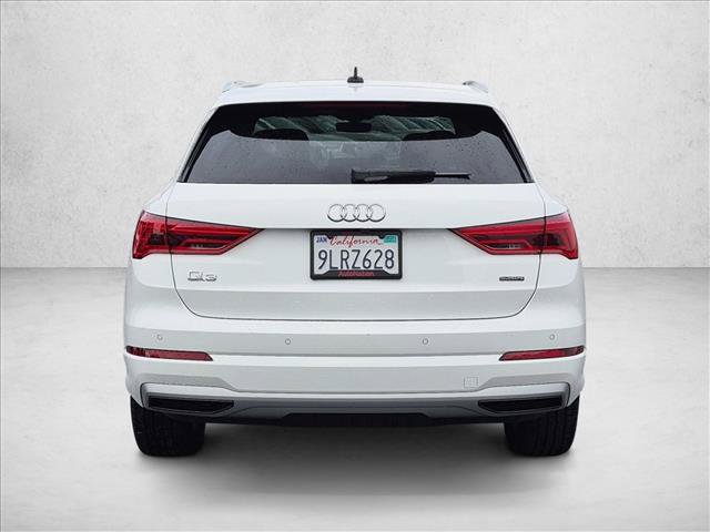 Used 2019 Audi Q3 2.0T Premium AWD/4WD image 7