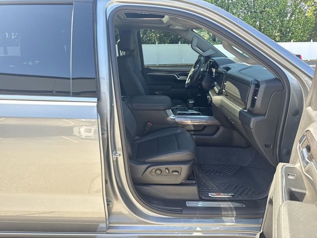 Used 2023 Chevrolet Silverado 1500 LTZ w/ LTZ Premium Package AWD/4WD image 29