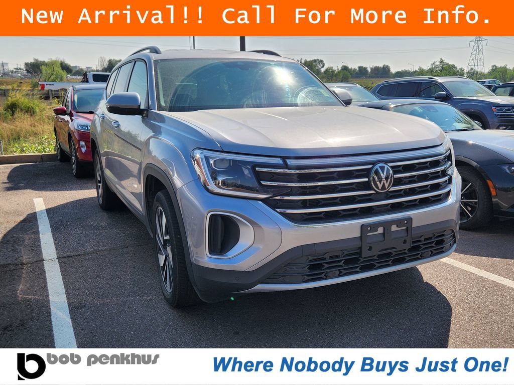Used 2025 Volkswagen Atlas SE
