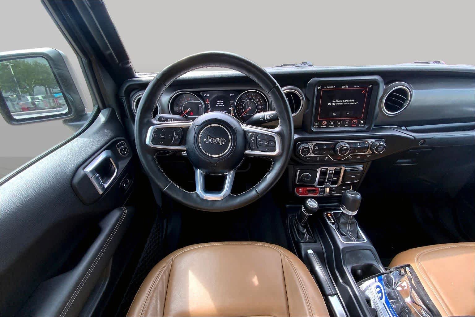 Used 2021 Jeep Gladiator Rubicon AWD/4WD image 6
