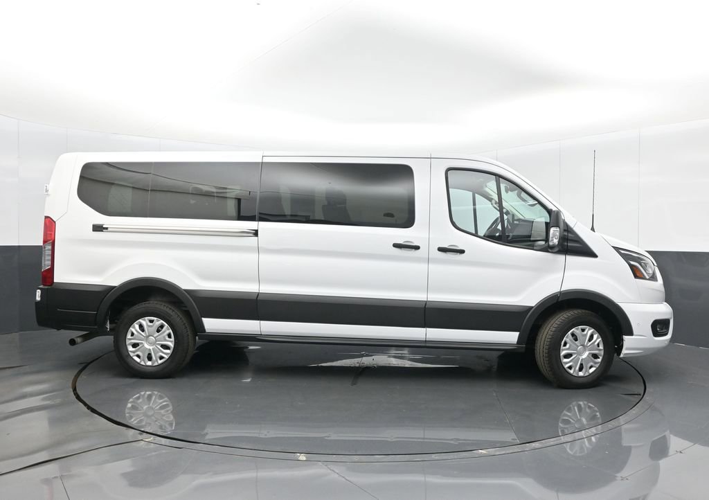 Used 2023 Ford Transit 350 XLT image 8