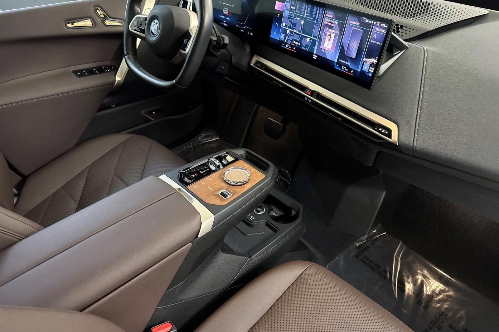 Certified 2023 BMW iX xDrive50 w/ Premium Package image 34