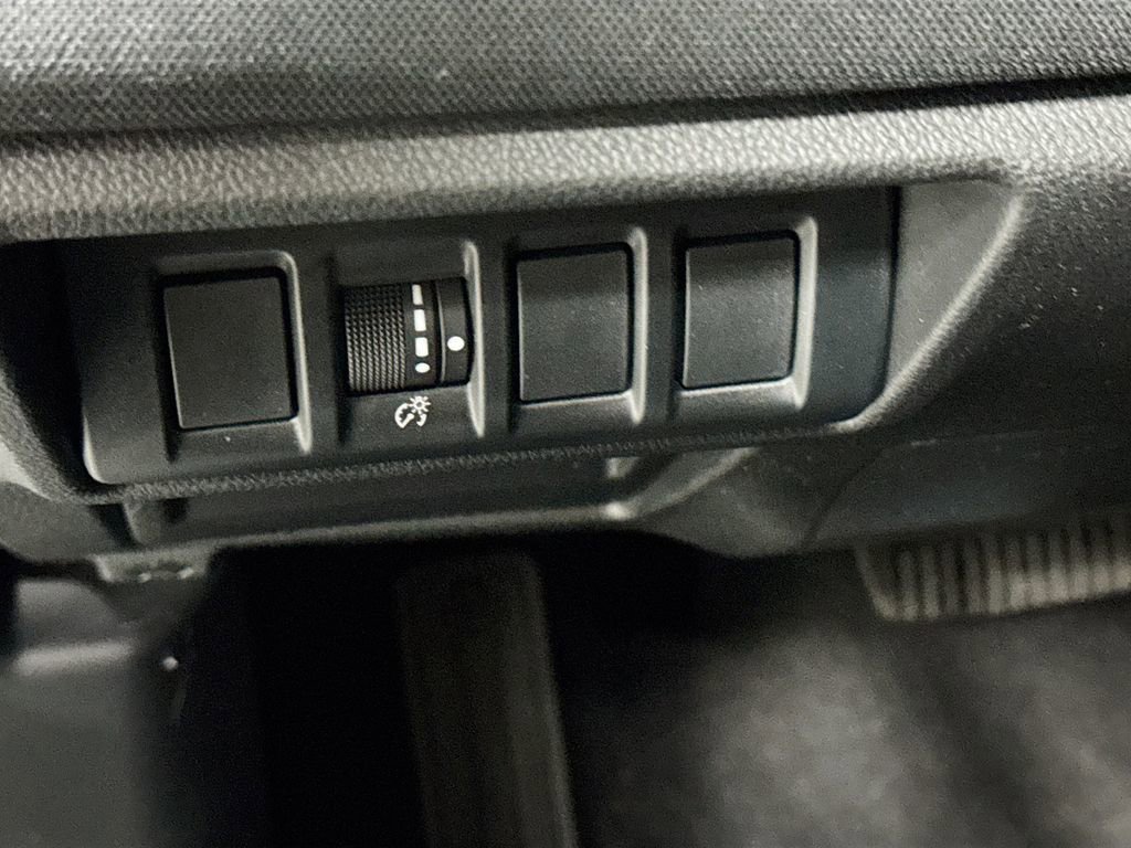 Certified 2024 Subaru Outback 2.5i image 6