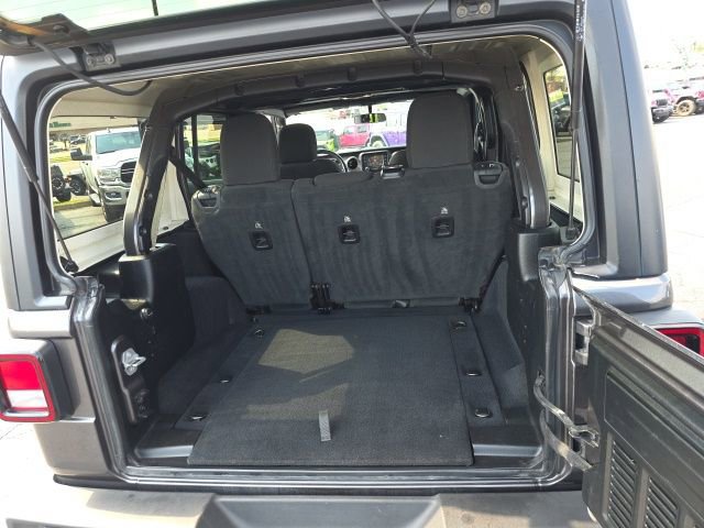 Used 2020 Jeep Wrangler Unlimited Sport S AWD/4WD image 45