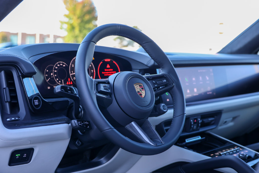 New 2026 Porsche Cayenne GTS AWD/4WD image 47