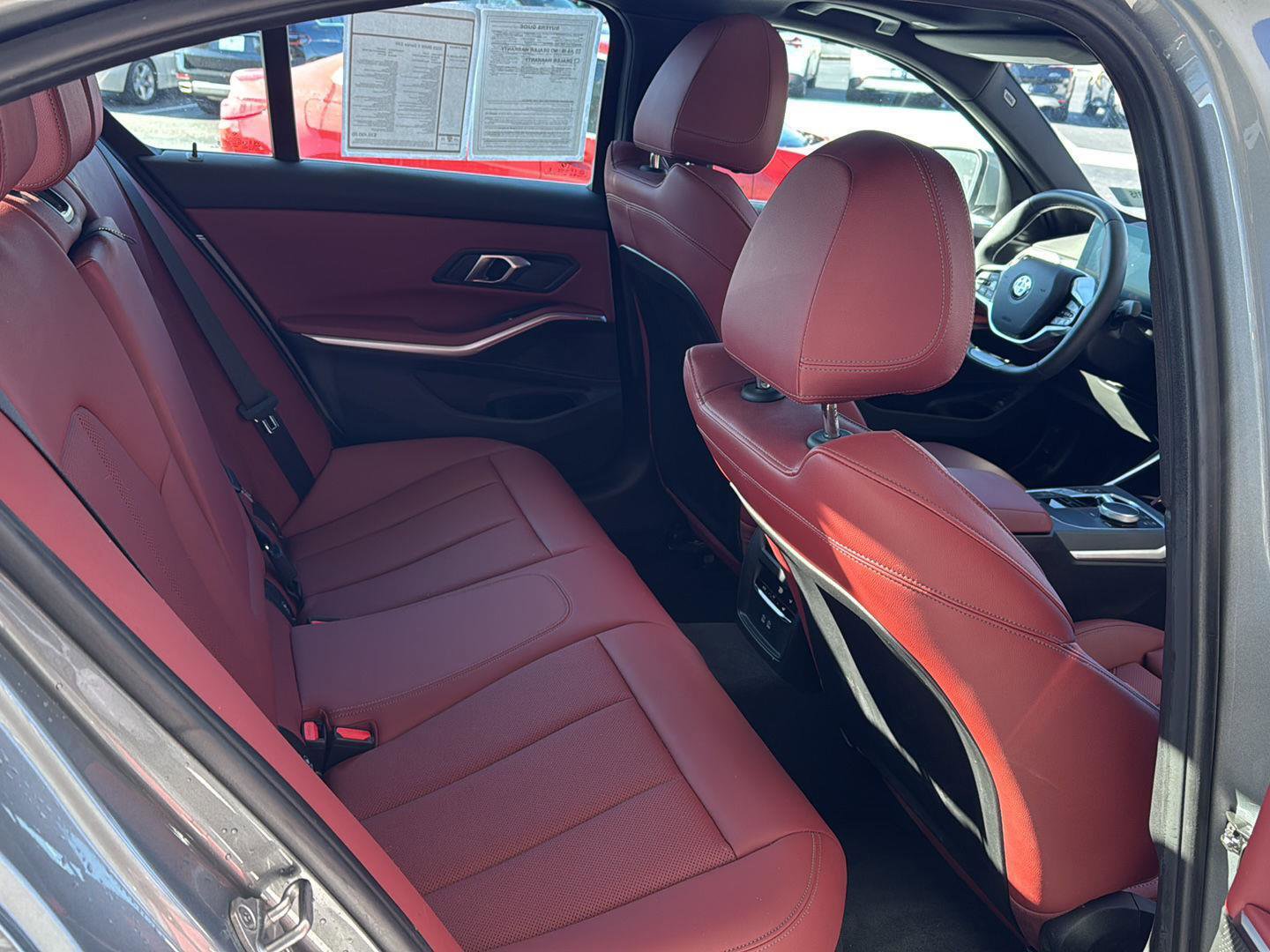 Used 2025 BMW 330i Sedan image 11