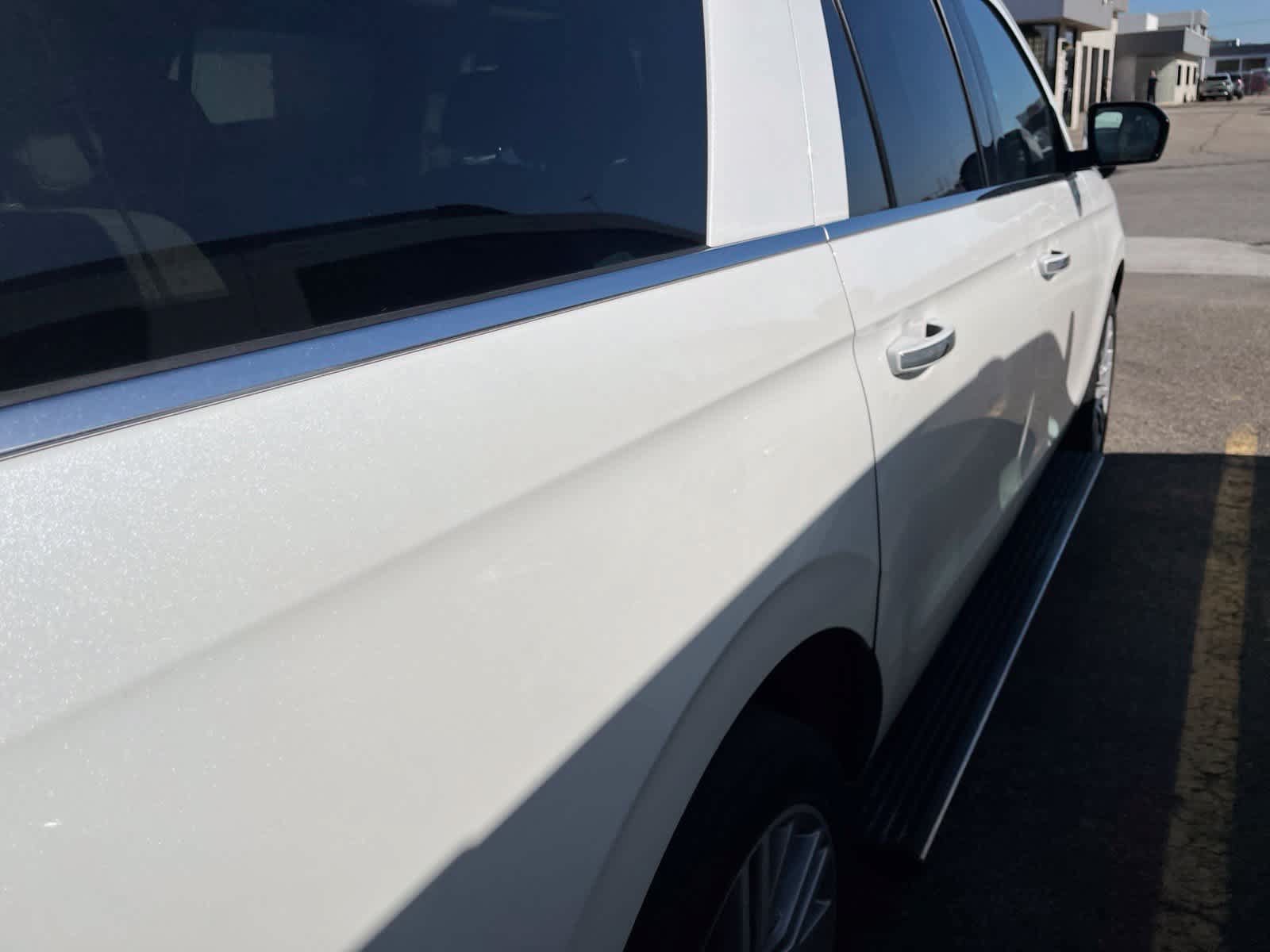 Used 2023 Ford Expedition Max Limited AWD/4WD image 15