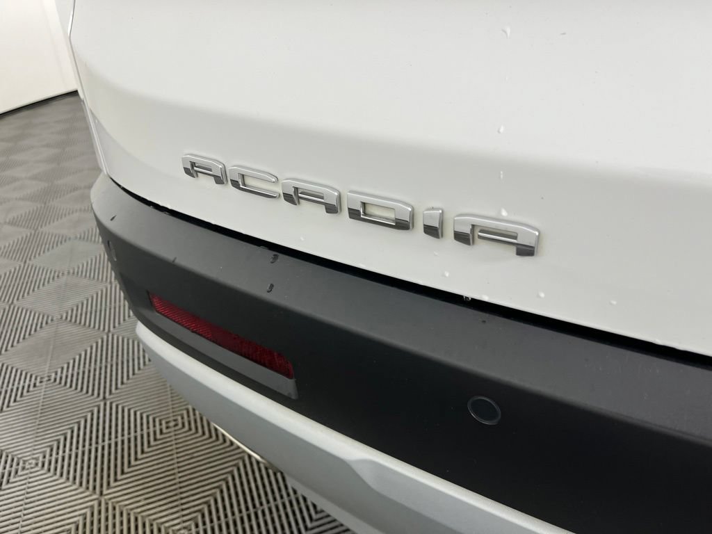Certified 2022 GMC Acadia SLE w/ Driver Convenience Package FWD image 3