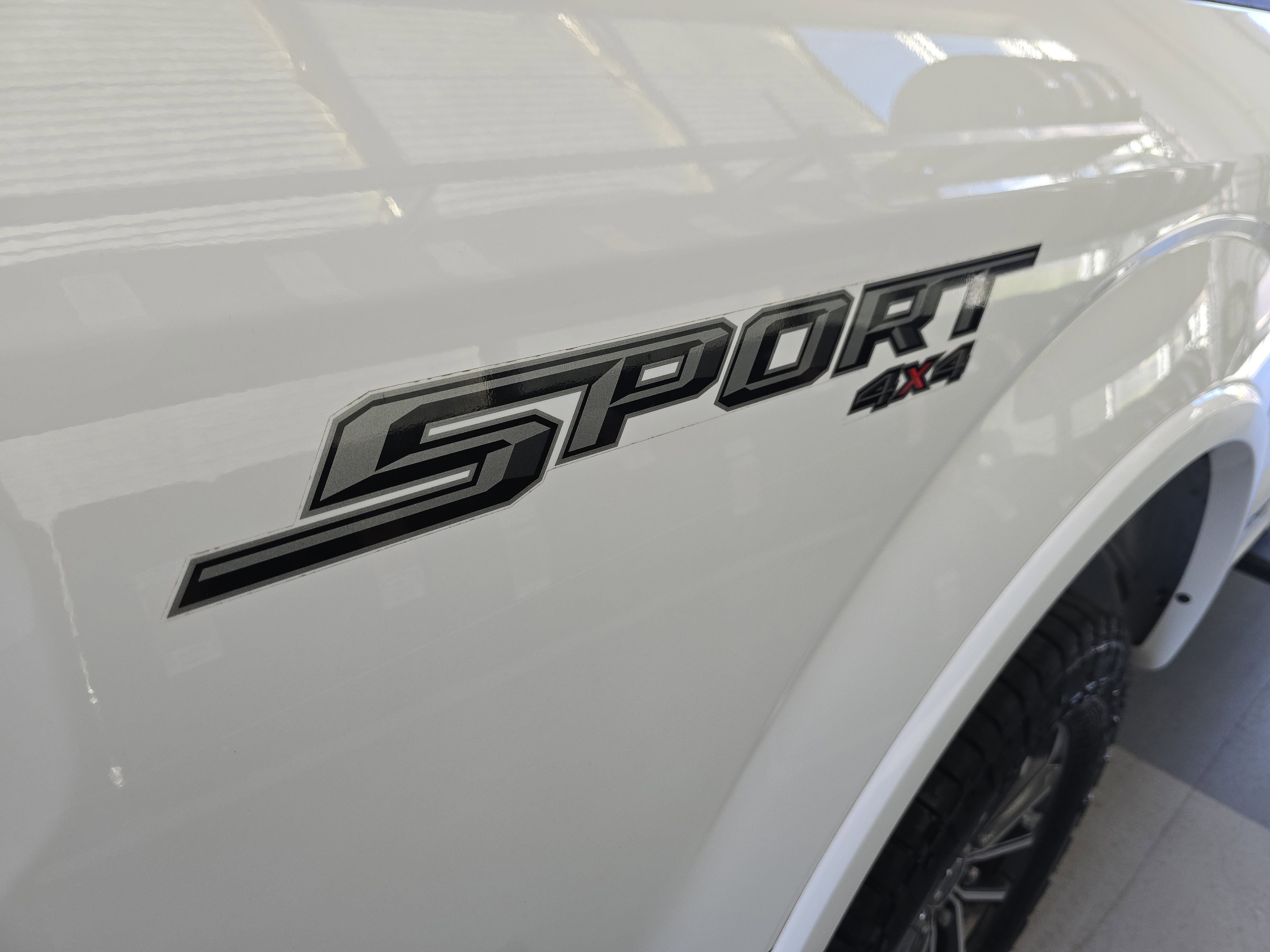 Used 2018 Ford F150 XLT w/ Equipment Group 302A Luxury image 14