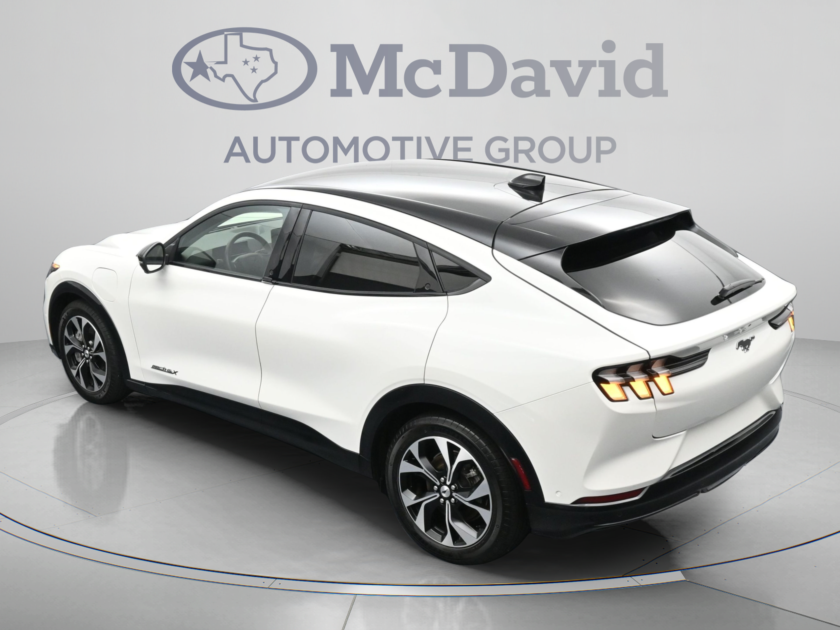 Used 2023 Ford Mustang Mach-E Premium AWD/4WD image 37