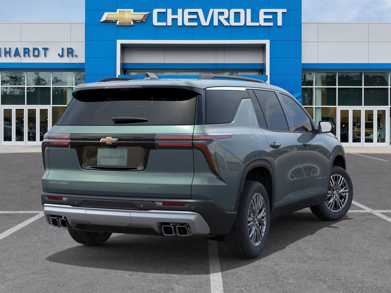 New 2027 Chevrolet Traverse LT w/ Driver Confidence Package FWD image 6
