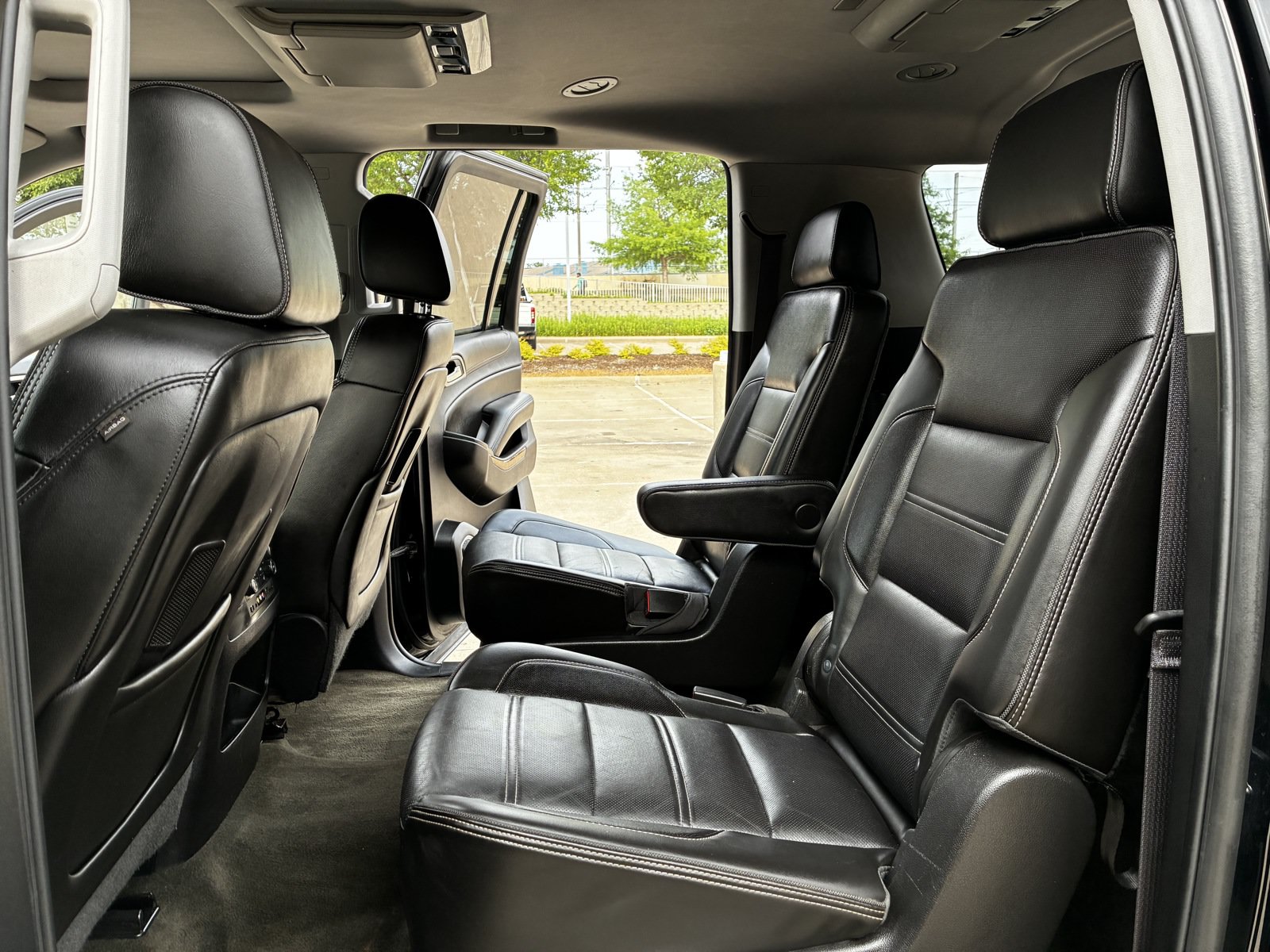 Used 2015 GMC Yukon XL Denali w/ Touring Package RWD image 25