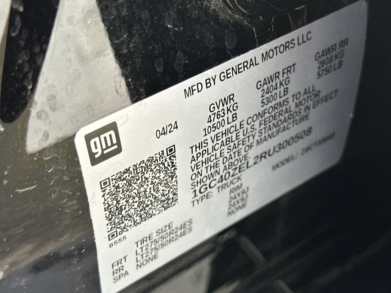 Used 2024 Chevrolet Silverado EV RST image 34