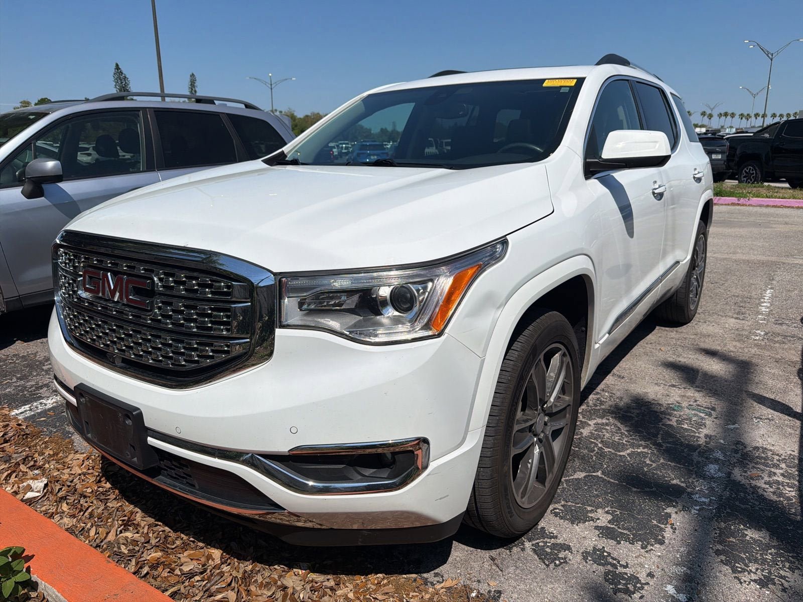Used 2019 GMC Acadia Denali w/ Technology Package image 3