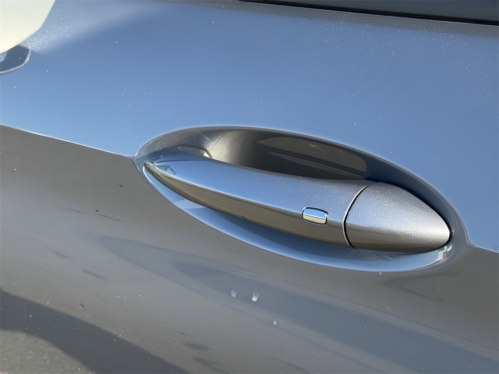 Used 2021 Chevrolet TrailBlazer LT w/ Convenience Package image 40