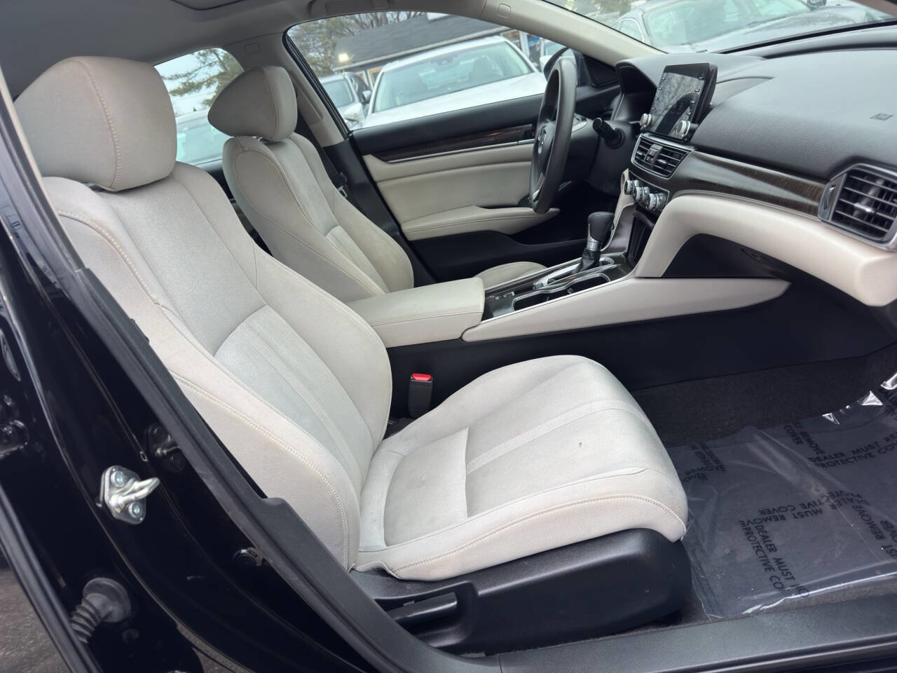 Used 2018 Honda Accord EX image 13