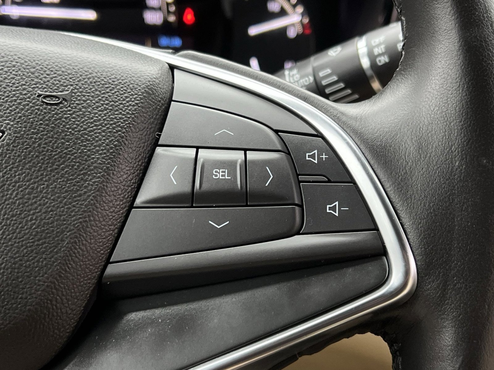 Used 2018 Cadillac XT5 Premium Luxury image 29