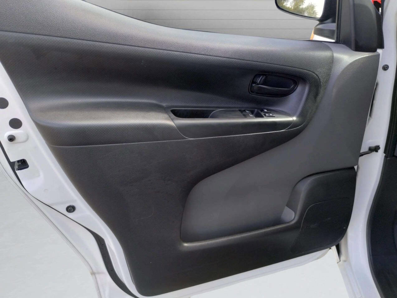 Used 2018 Chevrolet City Express LS image 15