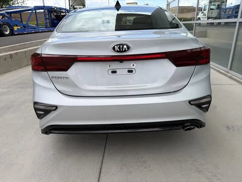 Used 2021 Kia Forte LXS FWD image 7