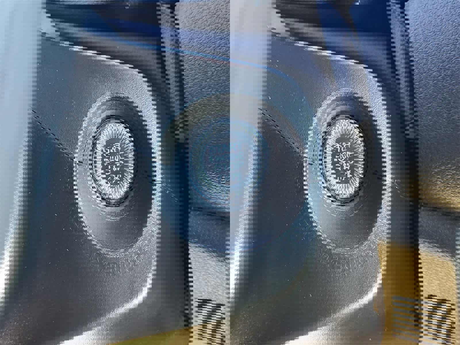 Used 2023 Jeep Renegade Latitude image 19