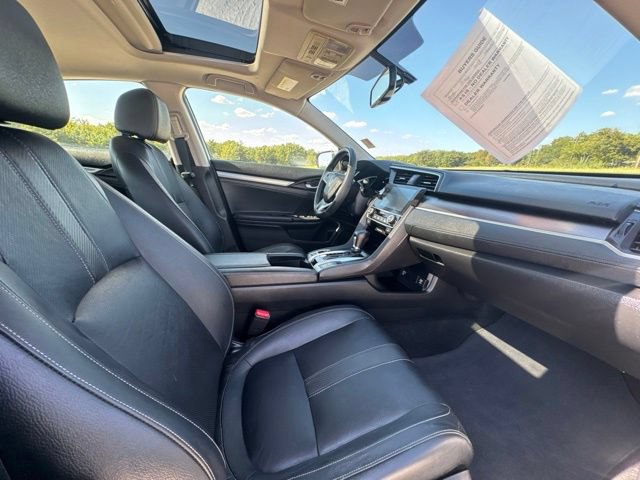 Used 2018 Honda Civic EX-L image 11