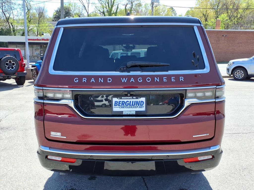 Used 2022 Jeep Grand Wagoneer Series II w/ Convenience Group III image 5