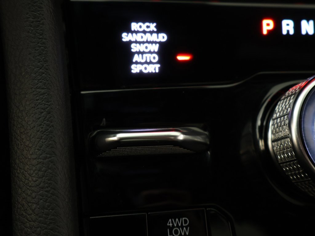 Used 2022 Jeep Grand Cherokee Overland w/ Luxury Tech Group IV image 65