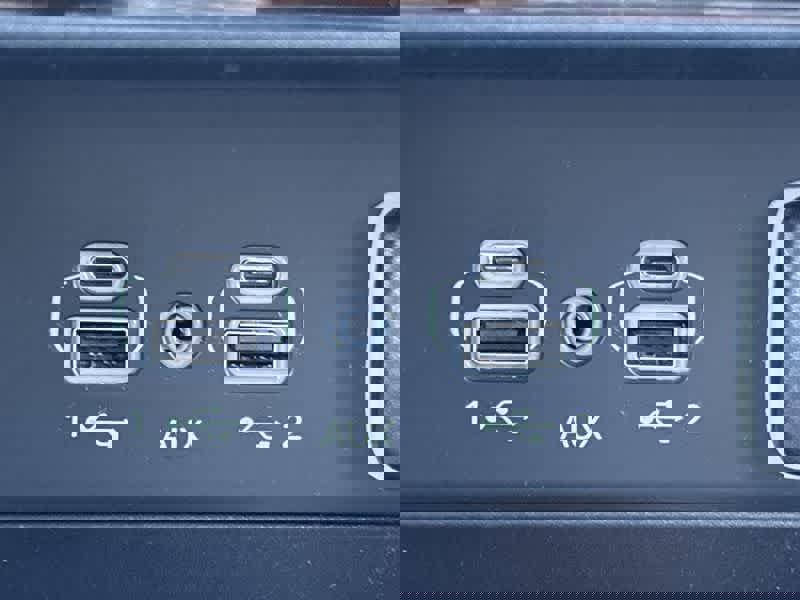 New 2025 Jeep Grand Cherokee Limited 4xe w/ Trailer Tow Package image 30